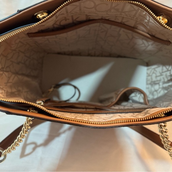 Calvin Klein Signature Pattern Tote in Black and Pink - Picture 6 of 10